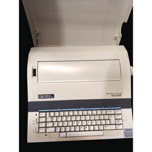 Vintage Smith Corona Spell-Right Correcting Electronic Typewriter Model XD 5200